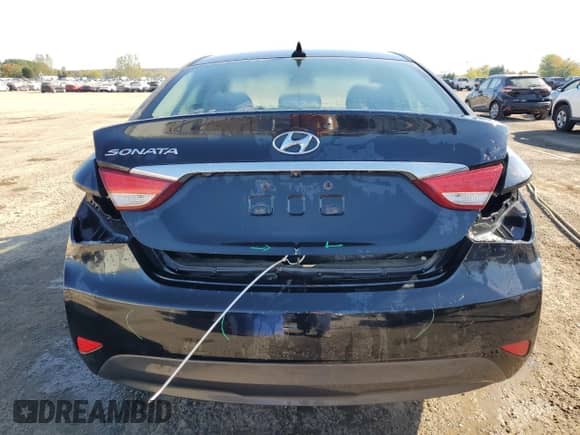 2014 Hyundai Sonata GLS z VIN 5NPEB4AC7EH872864, wystawiony jako Copart lot #85090955 z przebiegiem 202 351 mil mil oraz Czysty tytuł • Clean title. Historia ofert i sprzedaży dostępna na DreamBid. Obrazek 6.