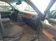 2012 Chevrolet Suburban LS с VIN 1GNSKHE74CR274977, выставлен на аукционе IAAI как лот 42590720 с пробегом 182 266 миль миль и . История ставок и продаж доступна на DreamBid. Изображение 5.