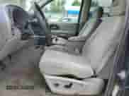 2005 Chevrolet TrailBlazer LS с VIN 1GNDS13S952388735, выставлен на аукционе Copart как лот 61349805 с пробегом 246 128 миль миль и Чистый • Clean title. История ставок и продаж доступна на DreamBid. Изображение 7.