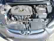 2013 Hyundai Elantra GLS z VIN KMHDH4AE0DU675062, wystawiony jako IAAI lot #43186022 z przebiegiem 146 855 mil mil oraz . Historia ofert i sprzedaży dostępna na DreamBid. Obrazek 10.