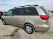 2005 Toyota Sienna CE z VIN 5TDZA23C65S358407, wystawiony jako Copart lot #82692535 z przebiegiem 301 973 mil mil oraz Czysty tytuł • Clean title. Historia ofert i sprzedaży dostępna na DreamBid. Obrazek 2.