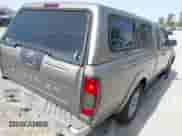 2003 Nissan Frontier XE z VIN 1N6DD26T33C401755, wystawiony jako IAAI lot #41759370 z przebiegiem 397 585 mil mil oraz . Historia ofert i sprzedaży dostępna na DreamBid. Obrazek 4.