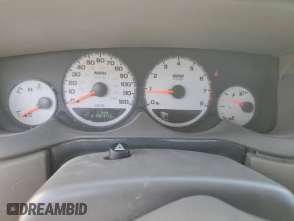 2005 Dodge Neon SXT with VIN 1B3ES56C05D171072, listed as a Copart auction lot 61170435 with 218,495 mi miles and Salvage title. Bid and sale history available at DreamBid. Image 9.