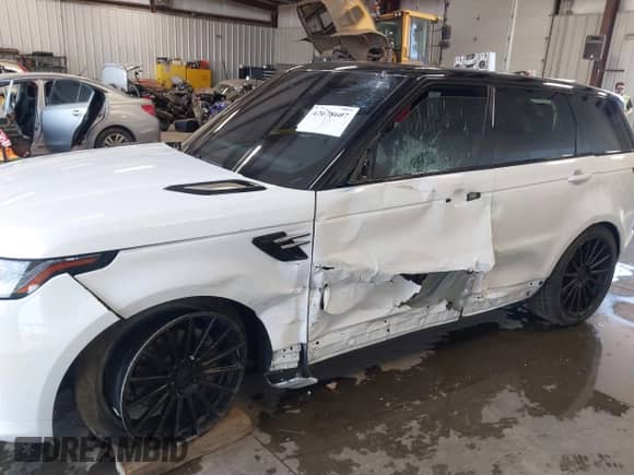 2020 Land Rover Range Rover Sport SE с VIN SALWG2SU1LA889481, выставлен на аукционе IAAI как лот 42678607 с пробегом 55 609 миль миль и . История ставок и продаж доступна на DreamBid. Изображение 6.
