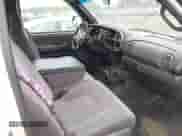 1999 Dodge 1500 z VIN 3B7HF13Y3XG222398, wystawiony jako IAAI lot #42314105 z przebiegiem 225 851 mil mil oraz . Historia ofert i sprzedaży dostępna na DreamBid. Obrazek 5.