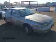 1996 Toyota Camry DX z VIN 4T1BG12K4TU818638, wystawiony jako IAAI lot #41444247 z przebiegiem 348 830 mil mil oraz . Historia ofert i sprzedaży dostępna na DreamBid. Obrazek 1.