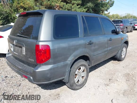 2007 Honda Pilot LX с VIN 2HKYF18197H515127, выставлен на аукционе IAAI как лот 43239641 с пробегом 263 136 миль миль и . История ставок и продаж доступна на DreamBid. Изображение 4.