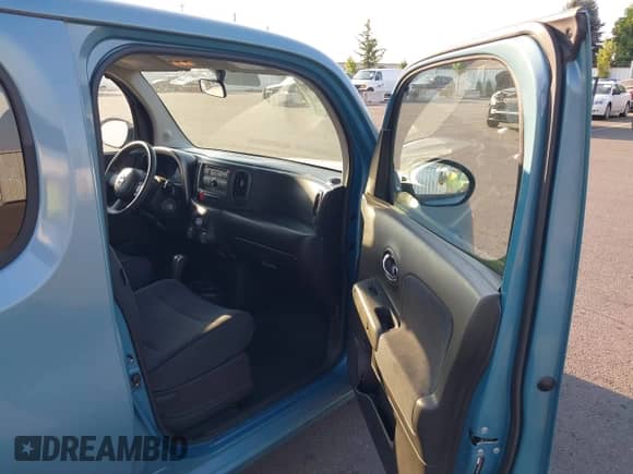 2009 Nissan Cube SL с VIN JN8AZ28R39T105172, выставлен на аукционе IAAI как лот 43044739 с пробегом 105 324 миль миль и . История ставок и продаж доступна на DreamBid. Изображение 5.