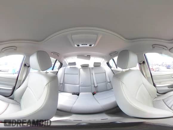 2010 BMW 3 Series 335d с VIN WBAPN7C50AA778016, выставлен на аукционе Copart как лот 52381775 с пробегом 111 604 миль миль и На запчасти • Non repairable. История ставок и продаж доступна на DreamBid. Изображение 13.