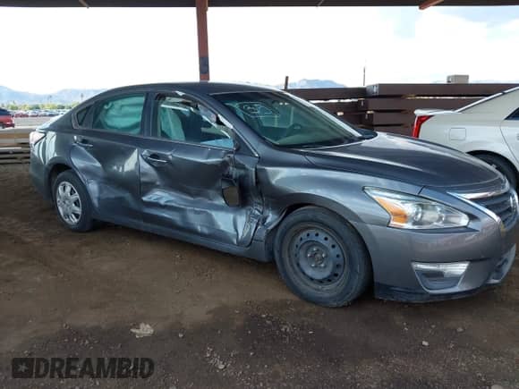 2015 Nissan Altima SV with VIN 1N4AL3AP2FC178062, listed as a IAAI auction lot 43233094 with 101,732 mi miles and . Bid and sale history available at DreamBid. Image 6.