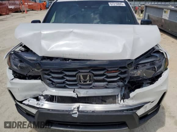 2025 Honda Passport TrailSport with VIN 5FNYF8H69SB009955, listed as a Copart auction lot 67210885 with 13,002 mi miles and Salvage title. Bid and sale history available at DreamBid. Image 12.