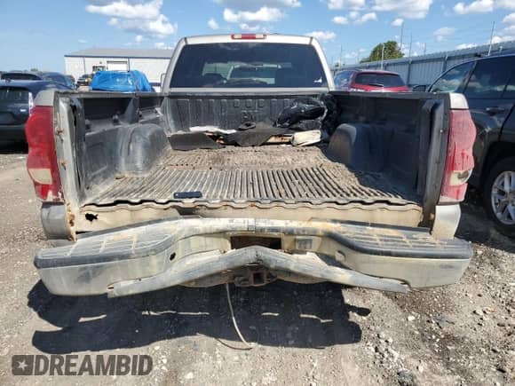 2003 Chevrolet Silverado 2500HD LT с VIN 1GCHK231X3F208272, выставлен на аукционе Copart как лот 69696565 с пробегом 195 135 миль миль и Чистый • Clean title. История ставок и продаж доступна на DreamBid. Изображение 6.