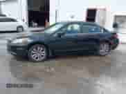 2011 Honda Accord EX z VIN 1HGCP2E7XBA106304, wystawiony jako IAAI lot #42340649 z przebiegiem Nie podano mil oraz . Historia ofert i sprzedaży dostępna na DreamBid. Obrazek 14.