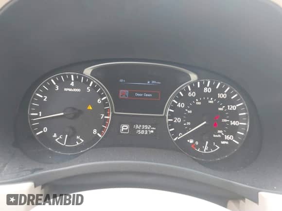 2015 Nissan Pathfinder SV с VIN 5N1AR2MN6FC614629, выставлен на аукционе IAAI как лот 41892028 с пробегом 132 392 миль миль и . История ставок и продаж доступна на DreamBid. Изображение 7.