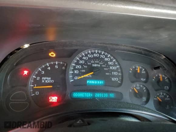 2004 Chevrolet Tahoe LS с VIN 1GNEK13V84R137709, выставлен на аукционе Copart как лот 62236775 с пробегом 209 138 миль миль и Чистый • Clean title. История ставок и продаж доступна на DreamBid. Изображение 9.