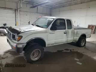 1997 Toyota Tacoma с VIN 4TAWN72N0VZ221965, выставлен на аукционе Copart как лот 54206905 с пробегом 105 137 миль миль и Списание • Salvage title. История ставок и продаж доступна на DreamBid. Изображение 1.