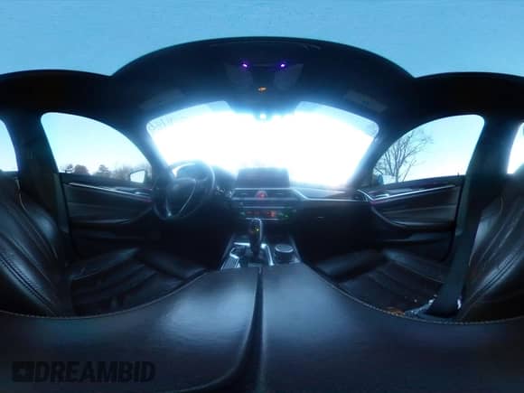 2019 BMW 5 Series 540i xDrive z VIN WBAJE7C57KWW15776, wystawiony jako IAAI lot #41089486 z przebiegiem 116 264 mil mil oraz . Historia ofert i sprzedaży dostępna na DreamBid. Obrazek 19.