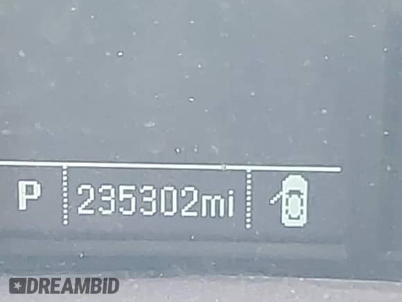 2016 Chevrolet Silverado 2500HD Work Truck с VIN 1GC1KUEG0GF116592, выставлен на аукционе IAAI как лот 42623443 с пробегом 235 302 миль миль и . История ставок и продаж доступна на DreamBid. Изображение 15.