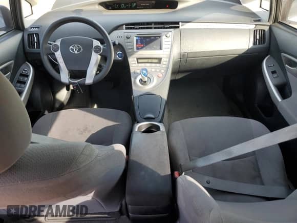 2015 Toyota Prius Advanced z VIN JTDKN3DP6F3071987, wystawiony jako Copart lot #65279055 z przebiegiem 121 853 mil mil oraz Szkoda całkowita • Salvage title. Historia ofert i sprzedaży dostępna na DreamBid. Obrazek 8.