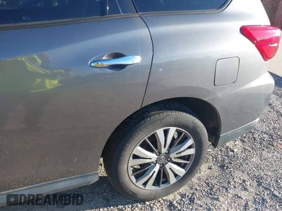 2017 Nissan Pathfinder SV with VIN 5N1DR2MM4HC665926, listed as a IAAI auction lot 42786666 with 162,723 mi miles and . Bid and sale history available at DreamBid. Image 6.