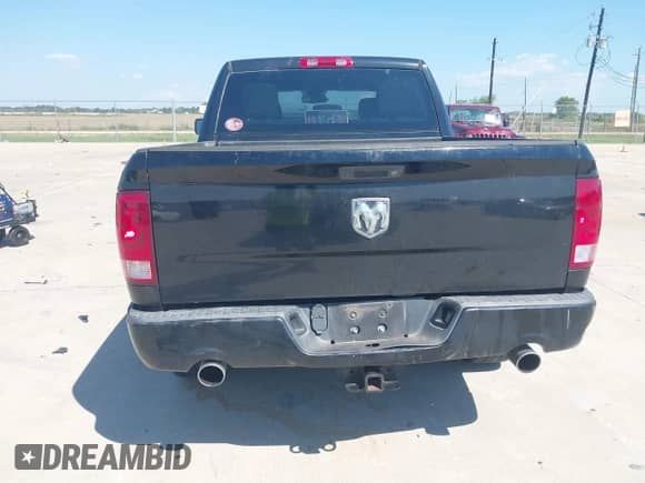 2014 Ram 1500 Express z VIN 3C6RR6KT6EG234063, wystawiony jako IAAI lot #43163130 z przebiegiem 204 129 mil mil oraz . Historia ofert i sprzedaży dostępna na DreamBid. Obrazek 16.