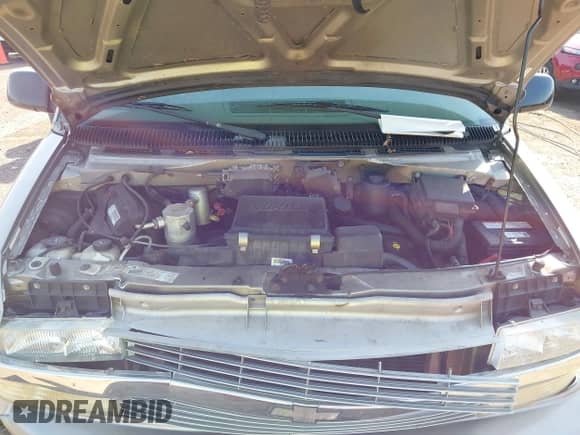 2003 Chevrolet Astro с VIN 1GNDM19X33B110956, выставлен на аукционе IAAI как лот 43012348 с пробегом 177 724 миль миль и . История ставок и продаж доступна на DreamBid. Изображение 10.
