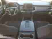 2021 Chevrolet Suburban LS с VIN 1GNSCBKD6MR193582, выставлен на аукционе Copart как лот 76352684 с пробегом 60 944 миль миль и Списание • Salvage title. История ставок и продаж доступна на DreamBid. Изображение 8.