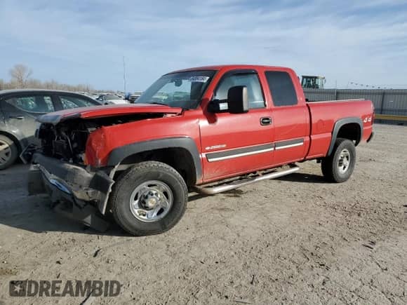 2004 Chevrolet Silverado 2500HD LT с VIN 1GCHK29G54E144418, выставлен на аукционе Copart как лот 87000924 с пробегом 213 132 миль миль и Списание • Salvage title. История ставок и продаж доступна на DreamBid. Изображение 1.