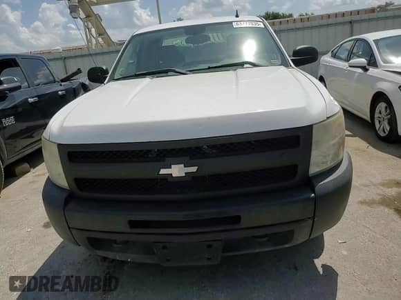 2011 Chevrolet Silverado 1500 Work Truck z VIN 1GCRKPE36BZ372518, wystawiony jako Copart lot #63377035 z przebiegiem 208 240 mil mil oraz Szkoda całkowita • Salvage title. Historia ofert i sprzedaży dostępna na DreamBid. Obrazek 13.