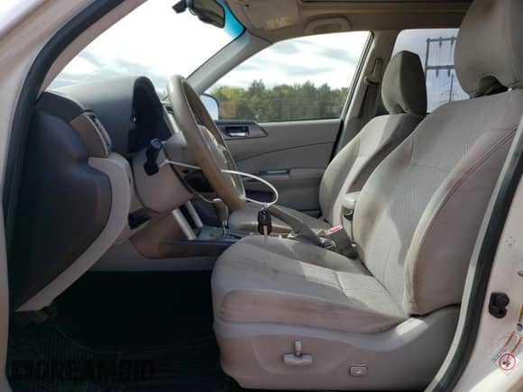 2013 Subaru Forester X Premium z VIN JF2SHADC0DH404307, wystawiony jako Copart lot #86260145 z przebiegiem 316 728 mil mil oraz Czysty tytuł • Clean title. Historia ofert i sprzedaży dostępna na DreamBid. Obrazek 7.