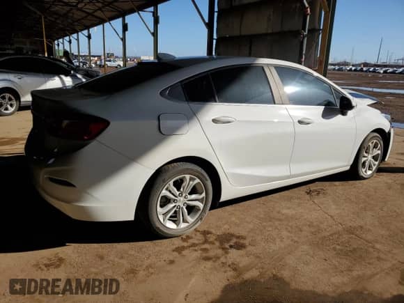 2019 Chevrolet Cruze LT с VIN 1G1BE5SM8K7129419, выставлен на аукционе Copart как лот 85365725 с пробегом 15 209 миль миль и Чистый • Clean title. История ставок и продаж доступна на DreamBid. Изображение 3.