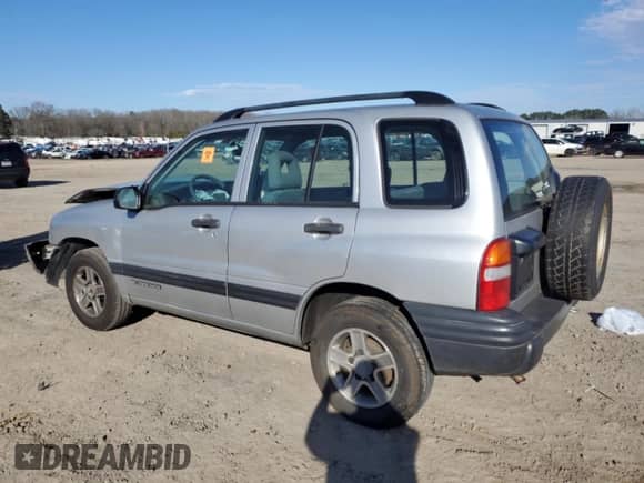 2004 Chevrolet Tracker с VIN 2CNBE134846906856, выставлен на аукционе Copart как лот 46074625 с пробегом 137 075 миль миль и Списание • Salvage title. История ставок и продаж доступна на DreamBid. Изображение 2.