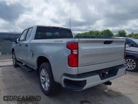 2019 Chevrolet Silverado 1500 Custom with VIN 1GCRYBEH5KZ396421, listed as a IAAI auction lot 42958788 with 80,942 mi miles and . Bid and sale history available at DreamBid. Image 3.