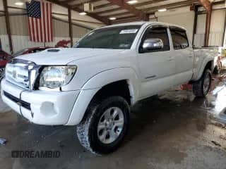 2010 Toyota Tacoma with VIN 5TEMU4FN4AZ706602, listed as a Copart auction lot 71901645 with 152,774 mi miles and Salvage title. Bid and sale history available at DreamBid. Image 1.