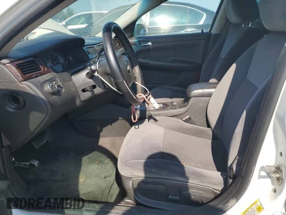 2013 Chevrolet Impala Police с VIN 2G1WD5E30D1119068, выставлен на аукционе Copart как лот 61218134 с пробегом 162 400 миль миль и Списание • Salvage title. История ставок и продаж доступна на DreamBid. Изображение 7.