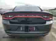 2018 Dodge Charger Police z VIN 2C3CDXAG7JH247264, wystawiony jako Copart lot #43620455 z przebiegiem Nie podano mil oraz Szkoda całkowita • Salvage title. Historia ofert i sprzedaży dostępna na DreamBid. Obrazek 6.