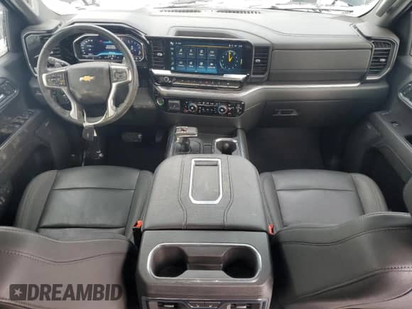 2022 Chevrolet Silverado 1500 LTZ z VIN 1GCUDGEDXNZ568771, wystawiony jako Copart lot #45108265 z przebiegiem 20 679 mil mil oraz Szkoda całkowita • Salvage title. Historia ofert i sprzedaży dostępna na DreamBid. Obrazek 8.