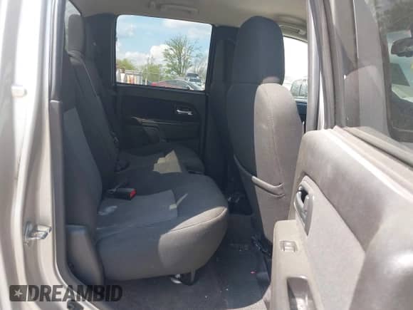 2008 Chevrolet Colorado 2LT z VIN 1GCDT13E588101764, wystawiony jako IAAI lot #42093281 z przebiegiem 144 611 mil mil oraz . Historia ofert i sprzedaży dostępna na DreamBid. Obrazek 8.