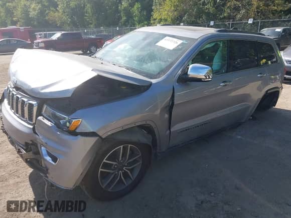 2019 Jeep Grand Cherokee Limited with VIN 1C4RJFBG1KC809610, listed as a IAAI auction lot 43372726 with 115,043 mi miles and . Bid and sale history available at DreamBid. Image 17.