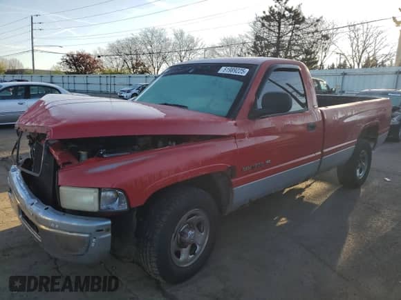 1998 Dodge 1500 с VIN 1B7HC16Y9WS623837, выставлен на аукционе Copart как лот 51989225 с пробегом 189 336 миль миль и Списание • Salvage title. История ставок и продаж доступна на DreamBid. Изображение 1.
