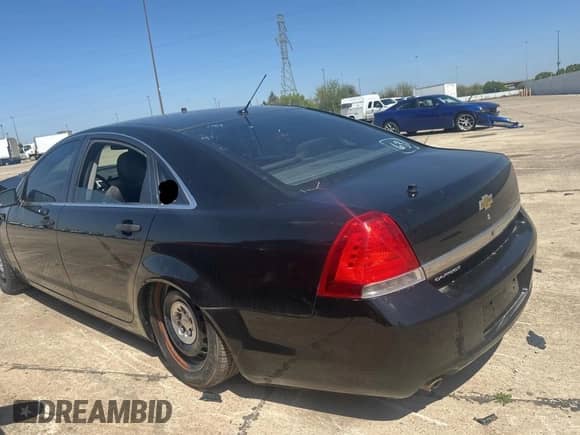 2015 Chevrolet Caprice Police Police с VIN 6G3NS5U23FL124962, выставлен на аукционе Copart как лот 52563115 с пробегом Не указан миль и Чистый • Clean title. История ставок и продаж доступна на DreamBid. Изображение 3.