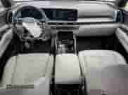 2025 Kia Sorento SX Prestige z VIN KNDRKDJG8S5314599, wystawiony jako Copart lot #65161385 z przebiegiem 7 250 mil mil oraz Szkoda całkowita • Salvage title. Historia ofert i sprzedaży dostępna na DreamBid. Obrazek 8.