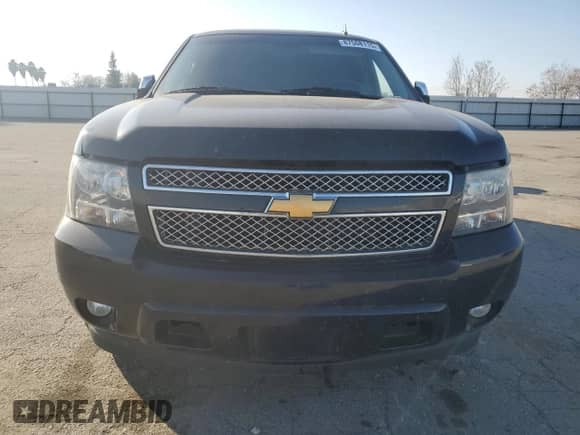 2012 Chevrolet Suburban LTZ with VIN 1GNSCKE08CR141281, listed as a Copart auction lot 87508115 with 139,536 mi miles and Salvage title. Bid and sale history available at DreamBid. Image 5.