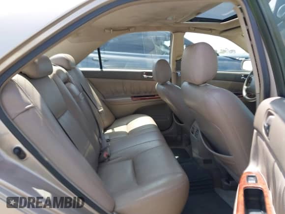 2002 Toyota Camry LE с VIN JTDBE32K320070184, выставлен на аукционе IAAI как лот 42404821 с пробегом 252 580 миль миль и . История ставок и продаж доступна на DreamBid. Изображение 8.