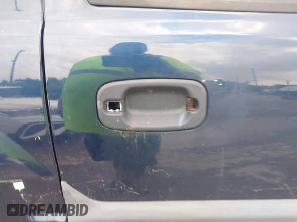 2005 Chevrolet Avalanche LS с VIN 3GNEC12Z55G272567, выставлен на аукционе IAAI как лот 42602466 с пробегом 183 216 миль миль и . История ставок и продаж доступна на DreamBid. Изображение 13.