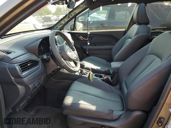 2025 Subaru Forester Limited z VIN JF2SLDRC2SH584458, wystawiony jako Copart lot #80320975 z przebiegiem 2 756 mil mil oraz Szkoda całkowita • Salvage title. Historia ofert i sprzedaży dostępna na DreamBid. Obrazek 7.