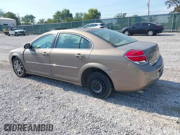 2008 Saturn Aura XE с VIN 1G8ZS57N18F157510, выставлен на аукционе IAAI как лот 43142131 с пробегом 137 994 миль миль и . История ставок и продаж доступна на DreamBid. Изображение 3.