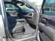 2025 Chevrolet Tahoe Premier с VIN 1GNS6SRD2SR119456, выставлен на аукционе IAAI как лот 43210627 с пробегом 9 303 миль миль и . История ставок и продаж доступна на DreamBid. Изображение 5.
