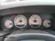 2003 Dodge Neon SXT z VIN 1B3ES56C63D221003, wystawiony jako Copart lot #47932235 z przebiegiem 170 397 mil mil oraz Czysty tytuł • Clean title. Historia ofert i sprzedaży dostępna na DreamBid. Obrazek 9.