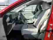 2024 Hyundai Kona SEL z VIN KM8HBCAB1RU104738, wystawiony jako Copart lot #68103064 z przebiegiem 6 973 mil mil oraz Szkoda całkowita • Salvage title. Historia ofert i sprzedaży dostępna na DreamBid. Obrazek 7.